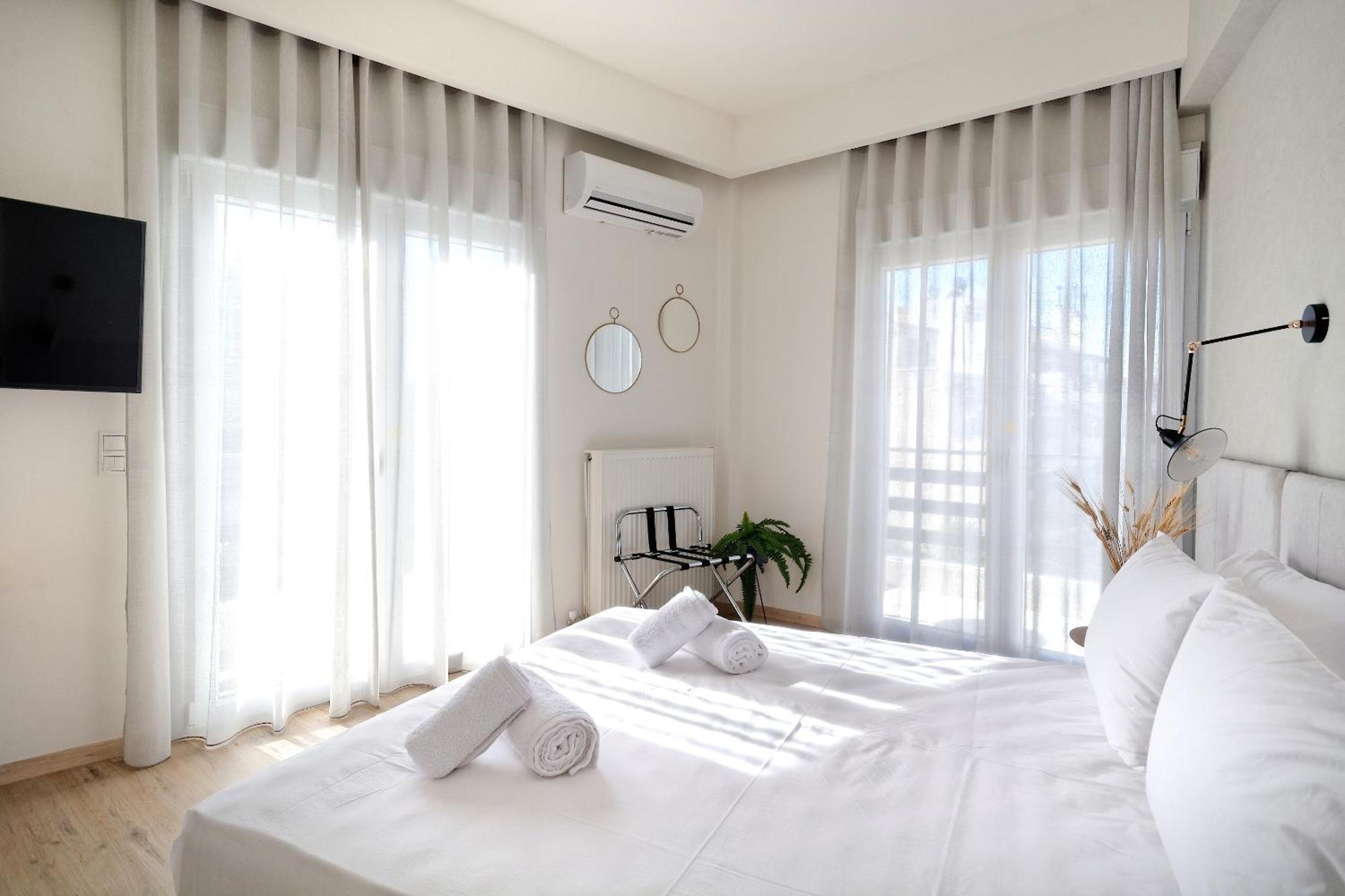 Odyssey Aparthotel 4*